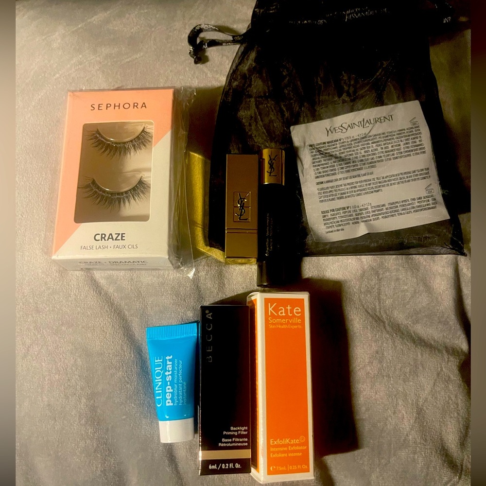 Sephora bundle,Full set of lashes and small sized goodies!